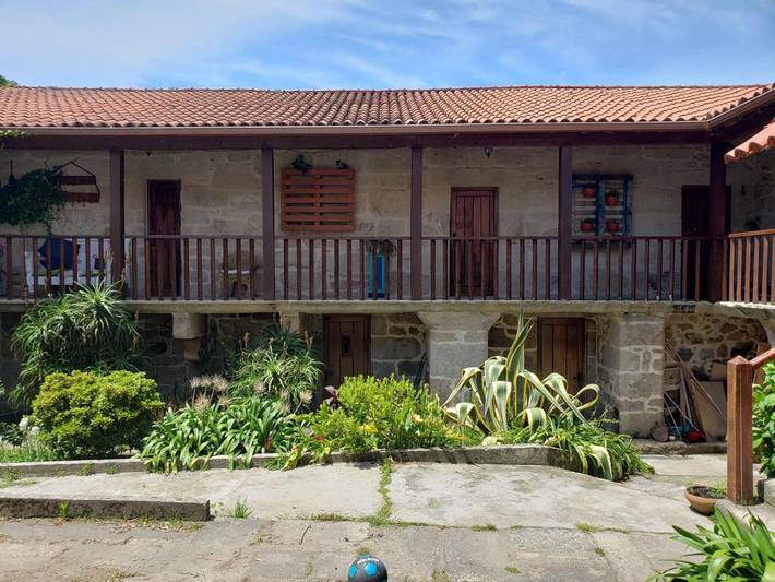 Casa rural para 16 personas, con jardín y vistas, Se admiten mascotas en Cotobad