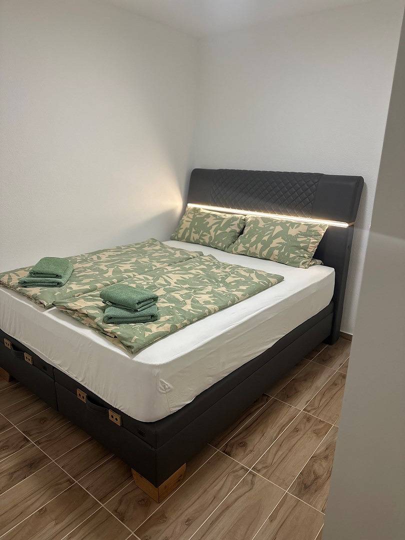 Apartamento entero, Apartamento de vacaciones para 2 personas con balcón/terraza in Montenegro Coast