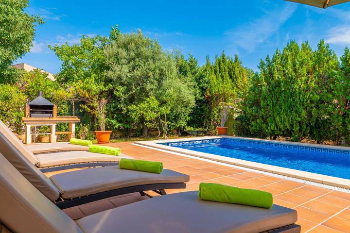 Vivienda Isabela - Villa with private pool in Inca. Free Wifi in Inca, Majorca Center
