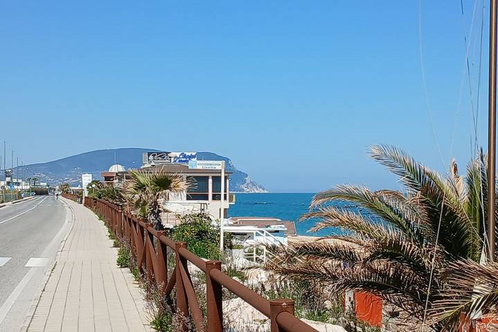 Appartement entier, Appartement de vacances pour 5 personnes avec balcon/terrasse in Porto Recanati, Côte Adriatique Marken