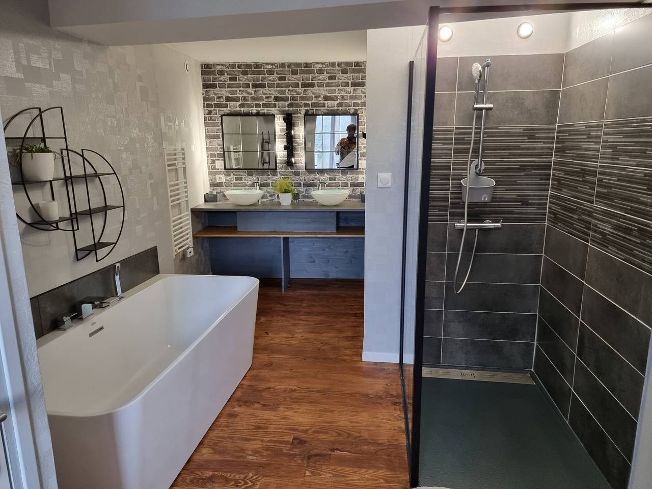 Chambre d’hôtes « Suite Romantique » avec piscine partagée, terrasse partagée et Wi-Fi in Piégut-Pluviers, Parc naturel régional Périgord-Limousin