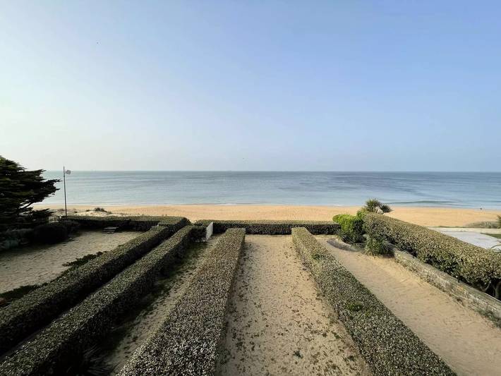 Gîte pour 4 personnes, avec vue dans Plage Bonne-Source