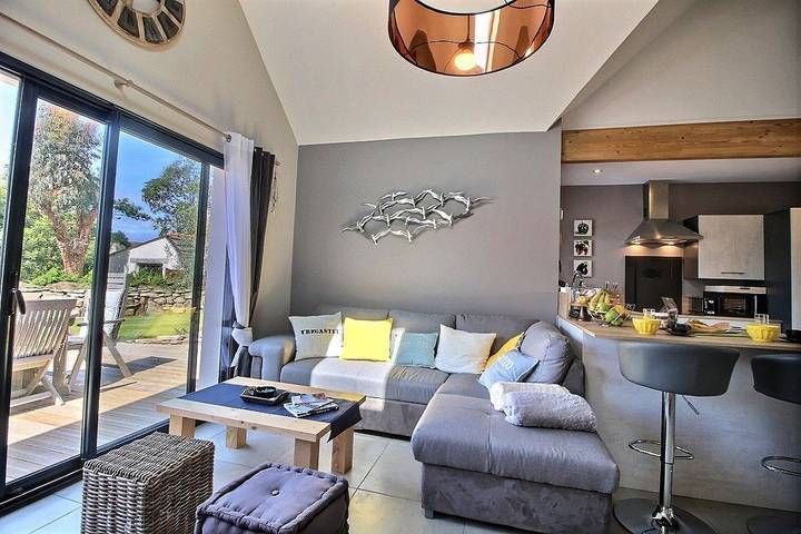 Gîte pour 6 personnes, avec terrasse et jardin à Trégastel - 3