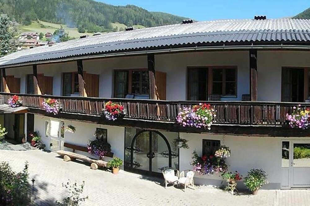 Jörghof - Doppelzimmer Jörghof in Bad Kleinkirchheim, Nockberge
