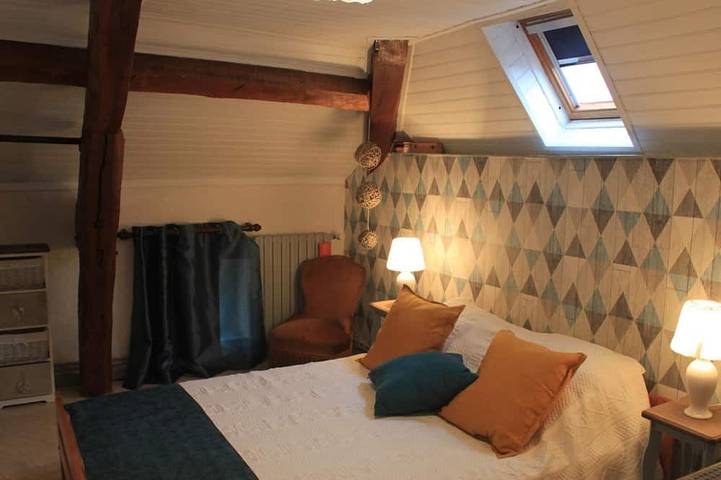 Gîte pour 8 personnes, avec jardin à Ferrières-sur-Sichon - 3