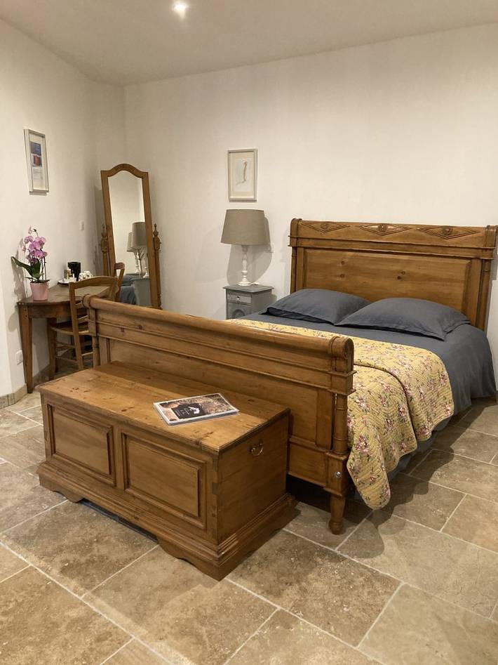 Chambre d’hôte pour 2 personnes, avec jardin à Saint-Martin-de-Londres