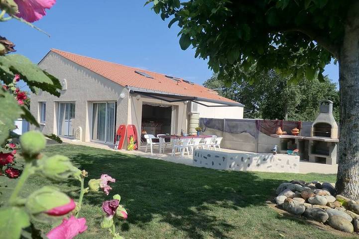 Villa pour 9 personnes, avec jardin - 1