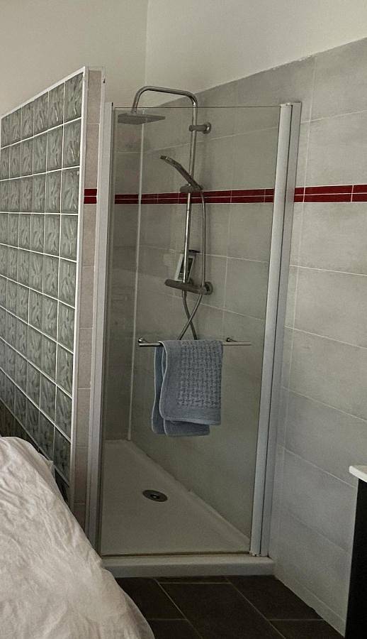 Location de vacances pour 23 personnes, avec piscine et sauna ainsi que jardin et vue, animaux acceptés à Cuxac-d'Aude - 2