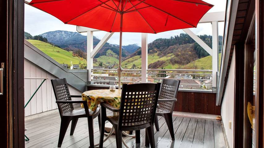 Ferienwohnung für 3 Personen, mit Balkon in Münstertal - 2