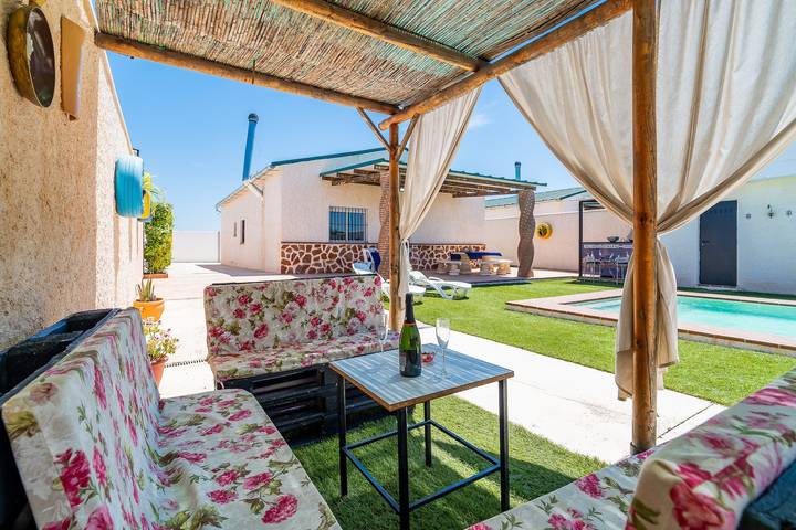 Ferienhaus "Casa Rural Rafael" mit Privatem Pool, Privaten Terrassen und Wlan in Lantejuela, Sevilla Provinz