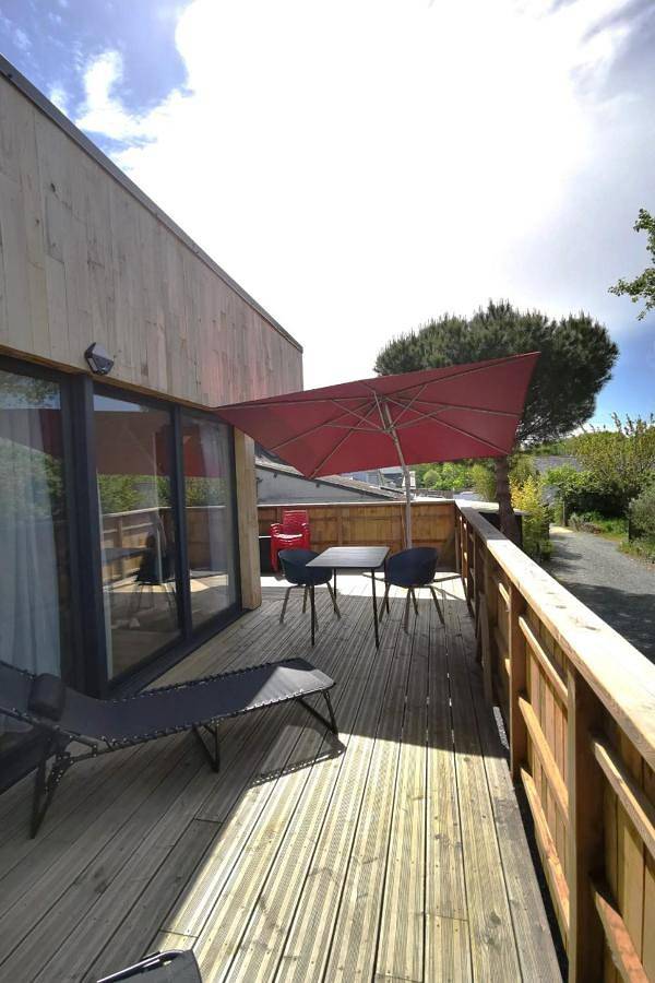 Appartement entier, Appartement dans maison d'architecte avec terrasse in Saint-Lunaire, Région de Saint-Malo