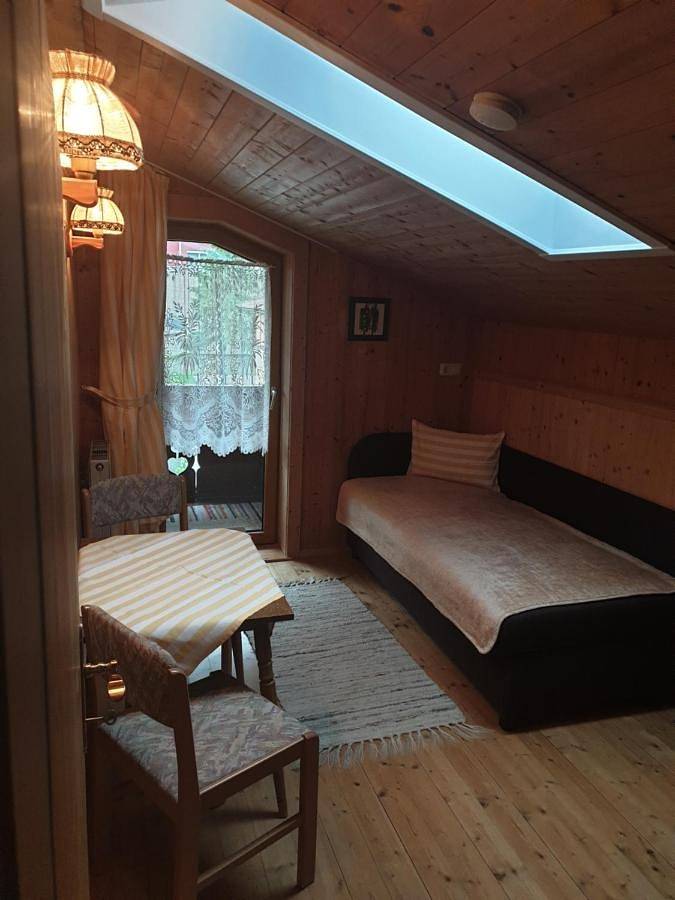 Ferienwohnungen Haus Schett in Gailtaler Alpen, Lienz