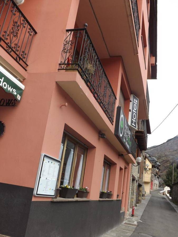 Hôtel pour 3 personnes, avec vue et terrasse à Bossòst - 2