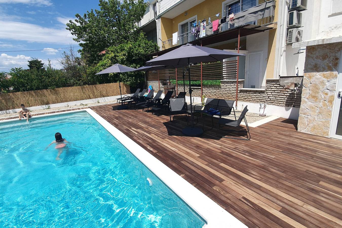 Entire apartment, One bedroom apartment with terrace Kaštel Lukšić, Kaštela A-20582-c in Kastel Luksic, Kaštela