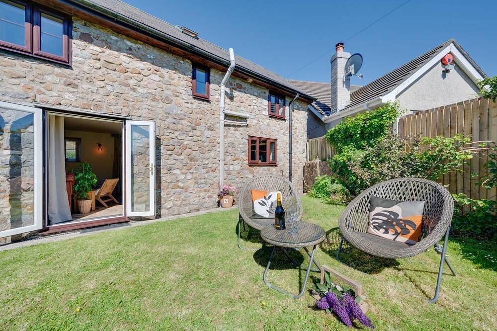 2 Bed in Reynoldston (oc-hh502) in Scurlage, Swansea region
