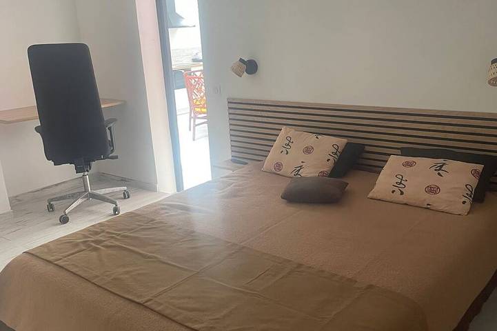Gîte pour 4 personnes, avec jardin et terrasse dans Casino De Cassis - 2