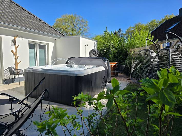 Ferienhaus für 4 Personen, mit Garten und Whirlpool in Wiefelstede - 3