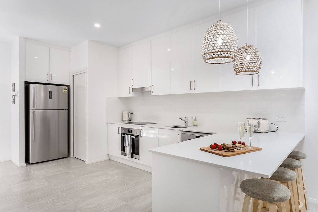 Crisp Stylish Family Villa, in der Nähe von Beach Pets auch willkommen! Kostenloses Wifi + Netflix in Fingal Bay, Hunter Valley