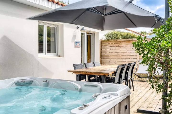 Villa für 6 Personen, mit Sauna und Garten