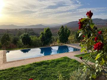 Maison d’hôte pour 2 personnes, avec piscine ainsi que terrasse et jardin à Tahannaout