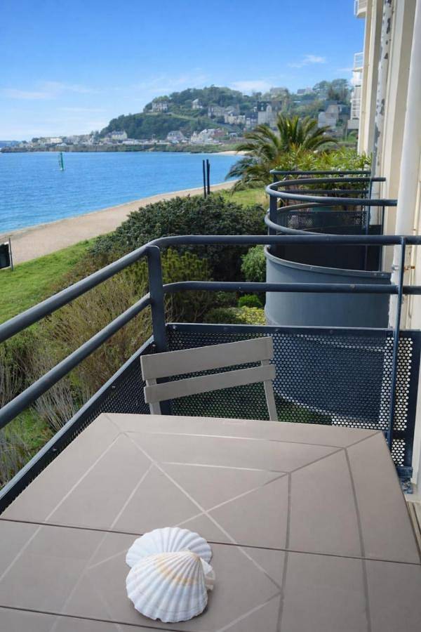 Gîte pour 4 personnes, avec balcon dans Office De Tourisme De Barneville Carteret