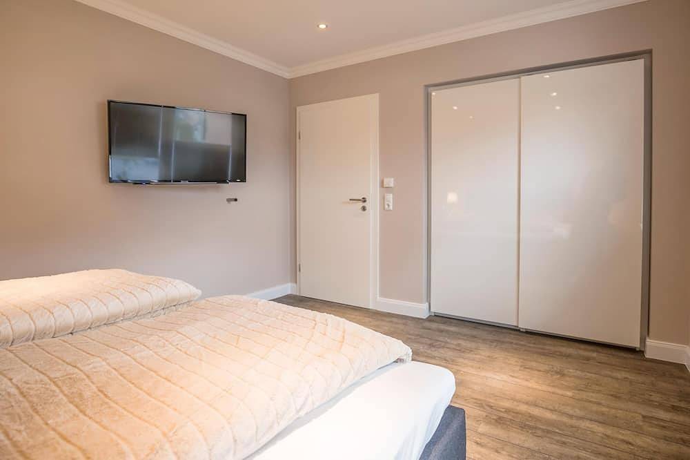 Ganze Wohnung, \"Haus Strandpirat 2 Whg. Dünensand\" - Maritime Ferienwohnung in Büsum, Nordseeküste