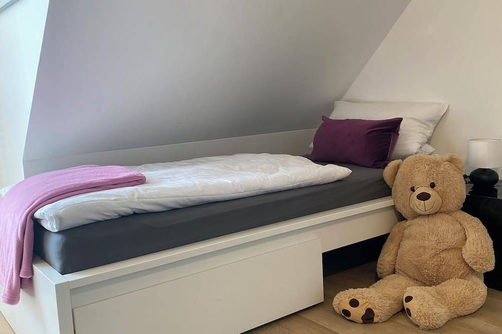 Ganze Wohnung, Weitblick zwischen Bamberg und Nürnberg🌸 in Hallerndorf, Oberfranken
