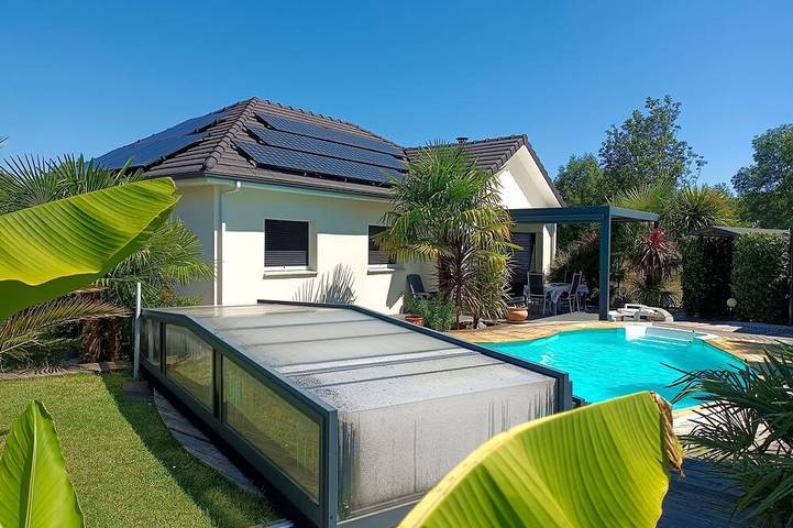 Gîte pour 4 personnes, avec terrasse et jardin à Narcastet