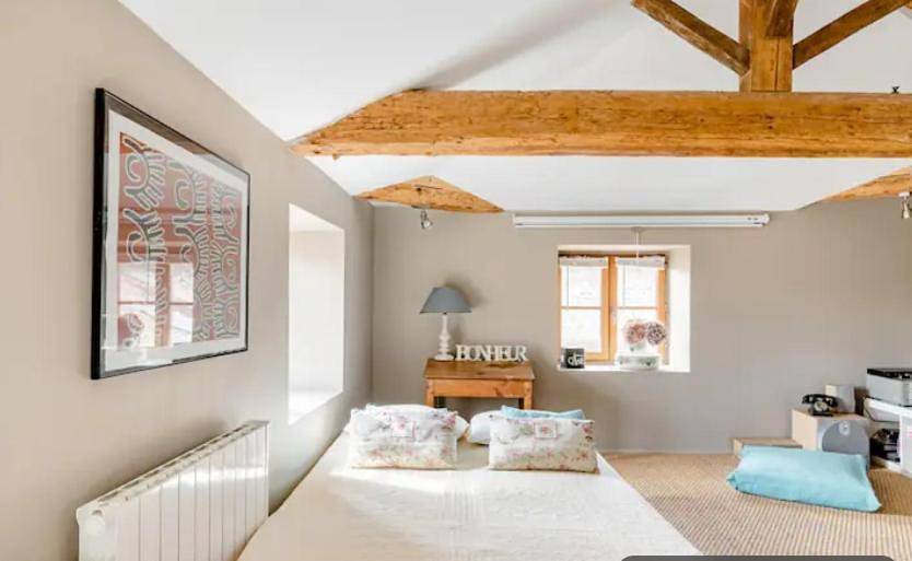Ravissante chambre spacieuse in Morancé, Beaujolais