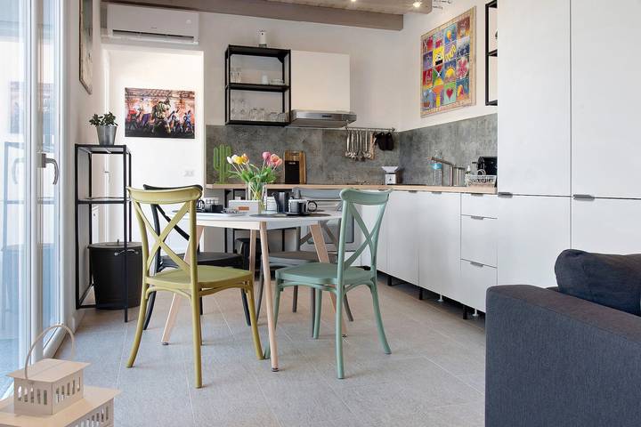 Gîte pour 3 personnes, avec balcon à Laveno-Mombello - 3