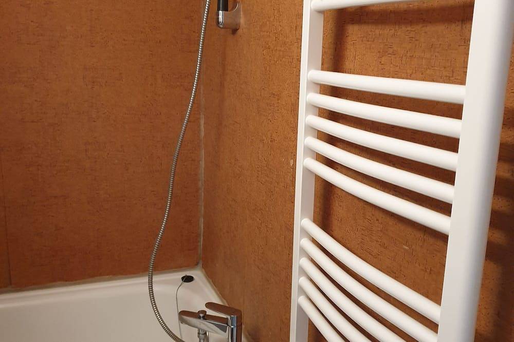 Ganze Wohnung, Comfortable apartment at the foot of the slopes in Puy-Saint-Vincent, Nationalpark Écrins