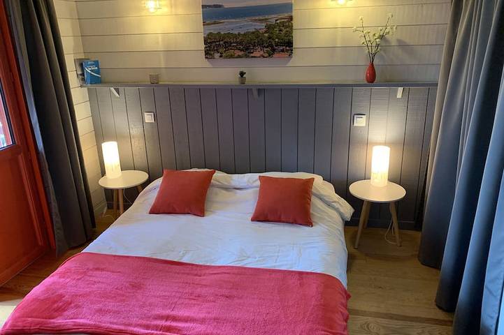 Location de vacances pour 8 personnes, avec terrasse et jacuzzi dans Plage de Bélisaire - 3