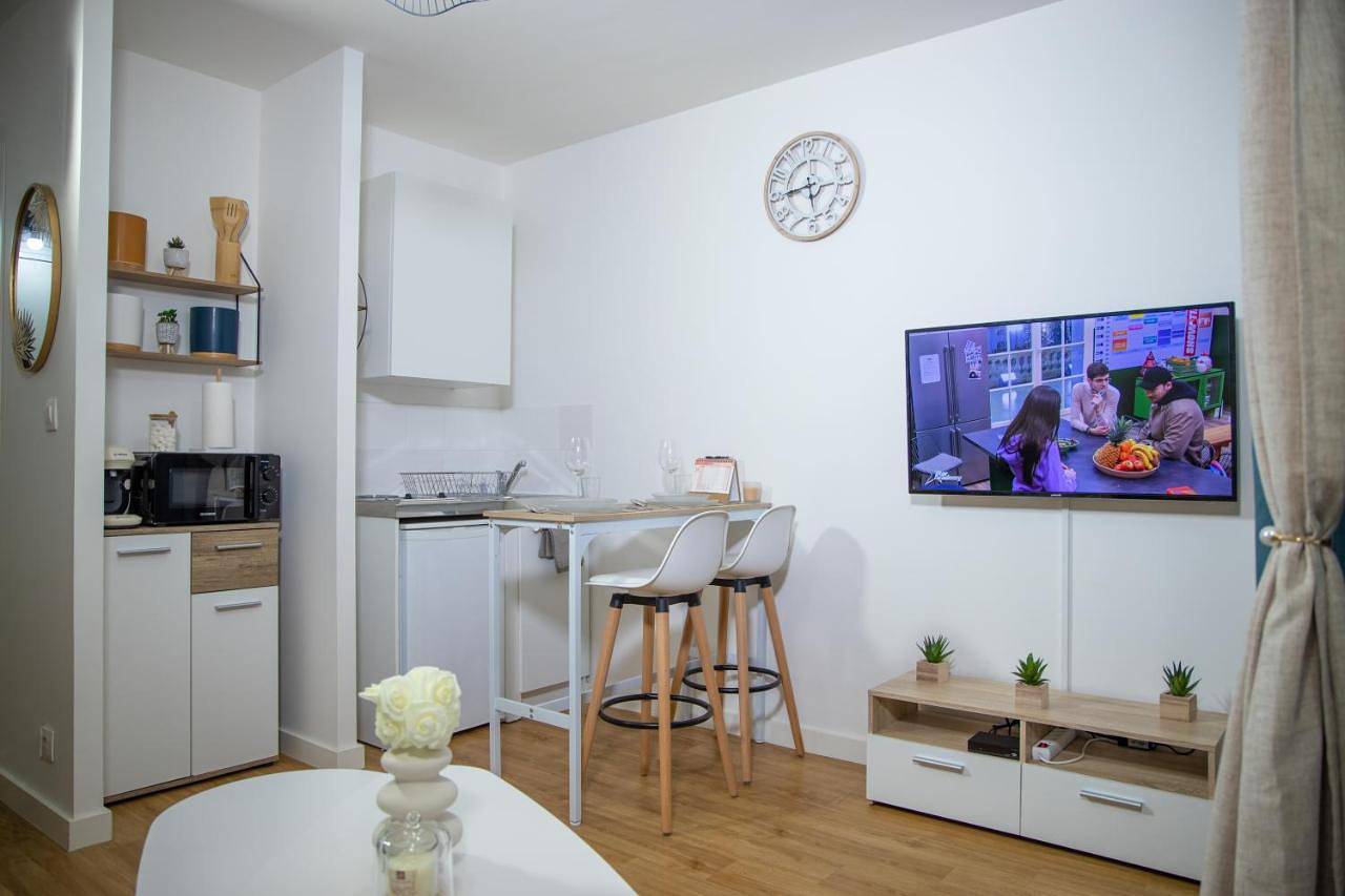 Appartement entier, Le Beverley Studio - Centre-ville - Fibre - Netflix in Blain (homonymie), Région de Châteaubriant