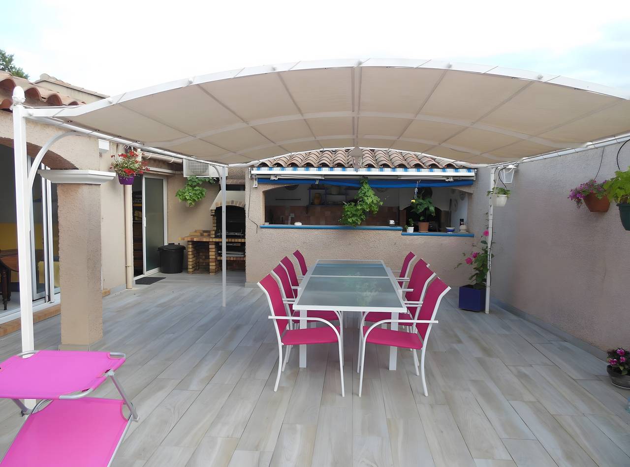 Casa vacacional «Location Saisonnière T2 Dúplex» con piscina privada, Wi-Fi y aire acondicionado in Septèmes-les-Vallons, Region de Aix-en-Provence