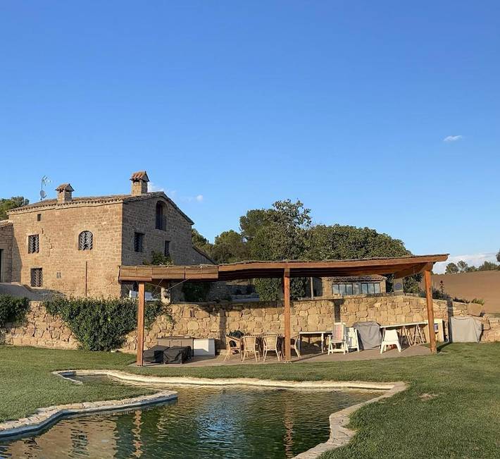 Chalet para 10 personas, con jardín además de piscina y vistas, Se admiten mascotas en Bages - 2