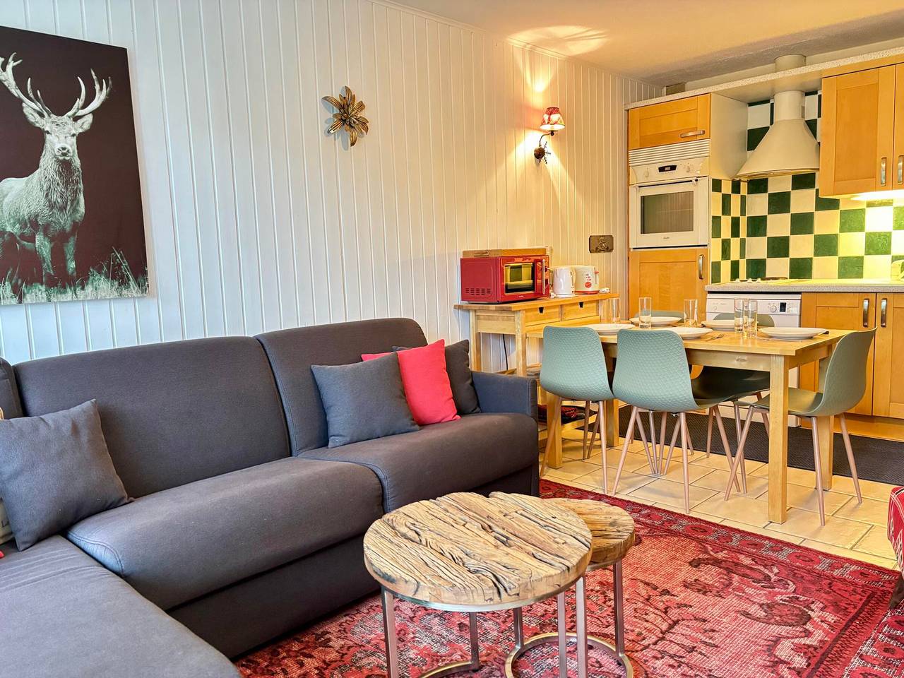 Entire apartment, Central Apartment in Les Gets, Steps from Village and Slopes in Les Gets, Les Portes du Soleil