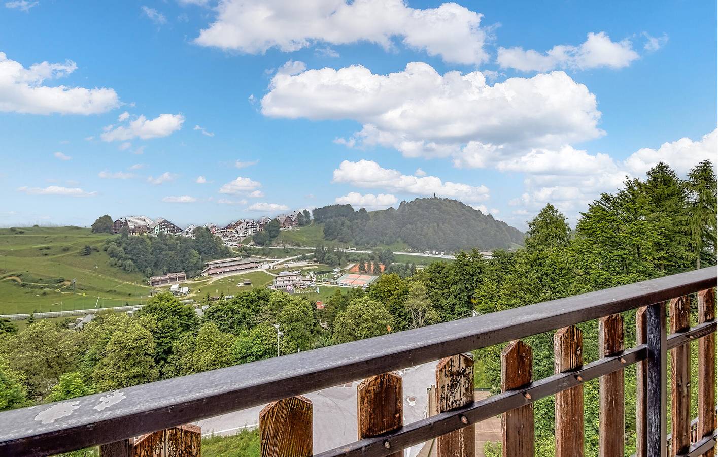 Ganze Ferienwohnung, Prato Nevoso Wohnung mit TV, Internet, und Parkplatz in Prato Nevoso, Artesina