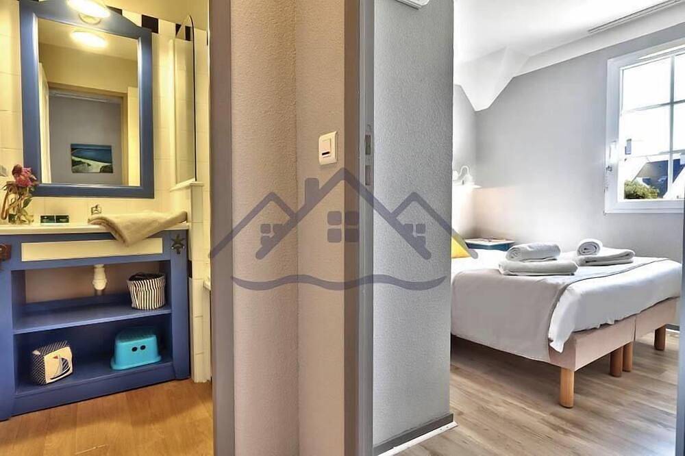 Apartamento entero, Duplex House E2, 2 bedrooms with terrace in Guilvinec, Region de Quimper