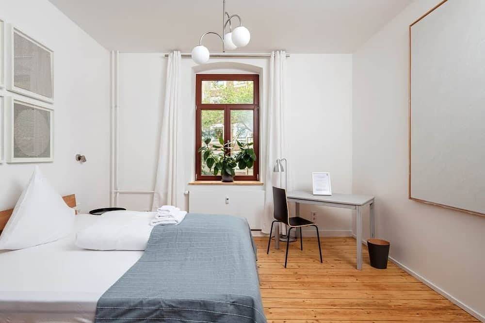 Künstlerzimmer 1.5 - das Minimalistische in Gera, Ostthüringen