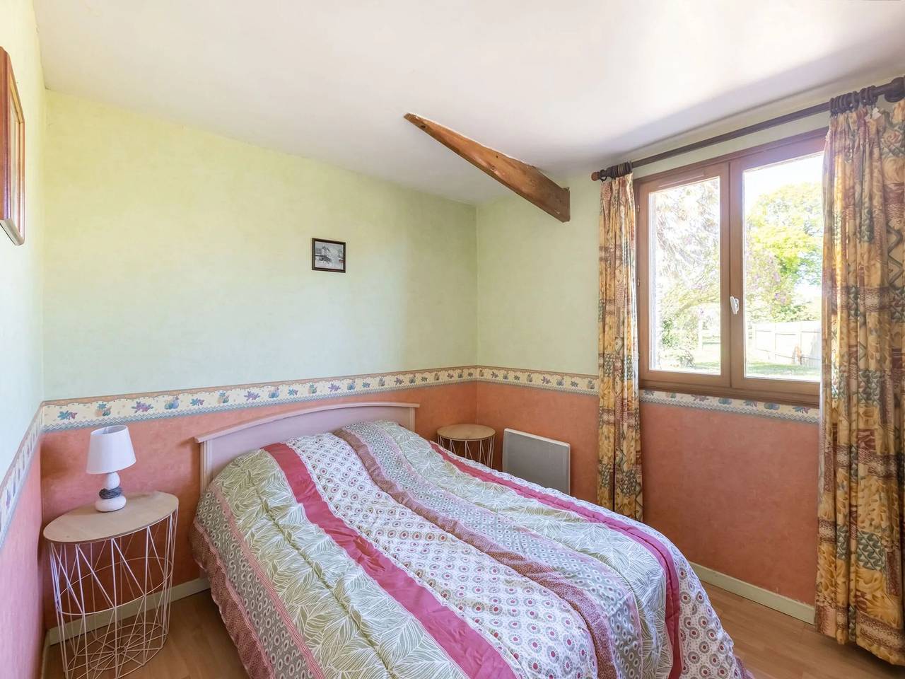 Maison de vacances pour 5 personnes avec jardin in Montaigu-la-Brisette, Côte de la Déroute