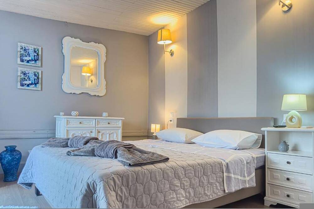 The Hidden Loft in Volos Town in Volos, Magnisia