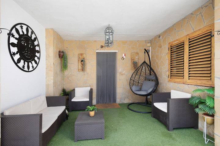 Villa "Cal Ramon" pour 15 personnes avec piscine privée, Wi-Fi et climatisation in Rubi, Barcelone l'intérieur des terres