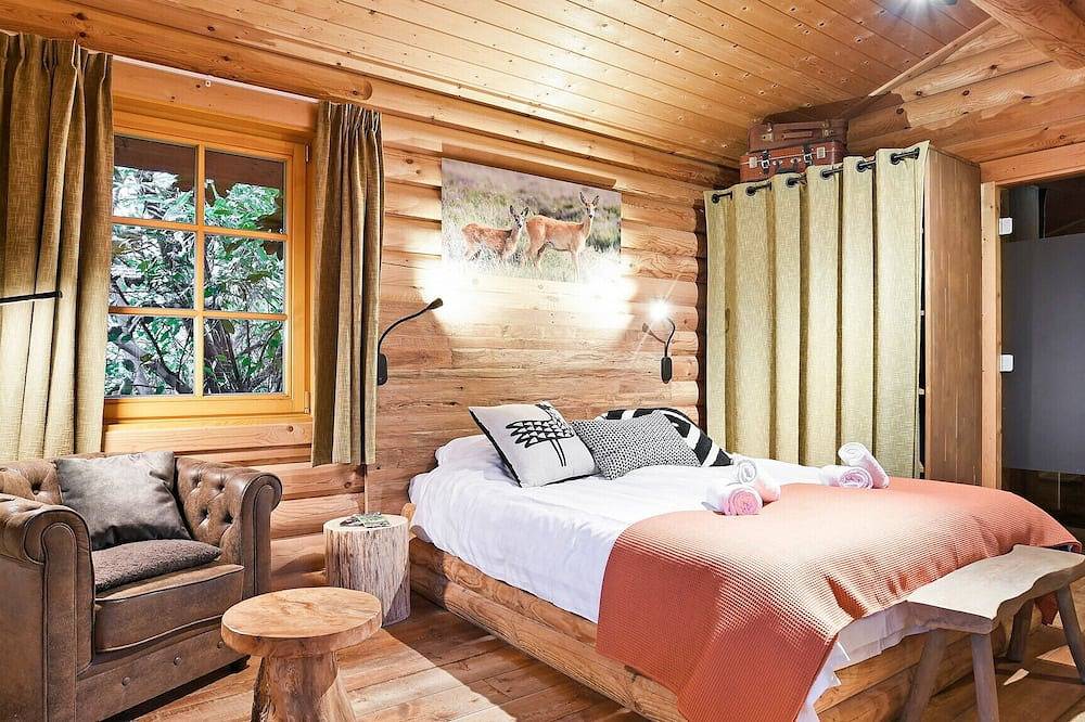Detached log cabin for 2 people in Diessen, Nordbrabant