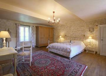 Chambre d’hôte pour 2 personnes, avec vue ainsi que terrasse et jardin à Saint-Michel-de-Fronsac