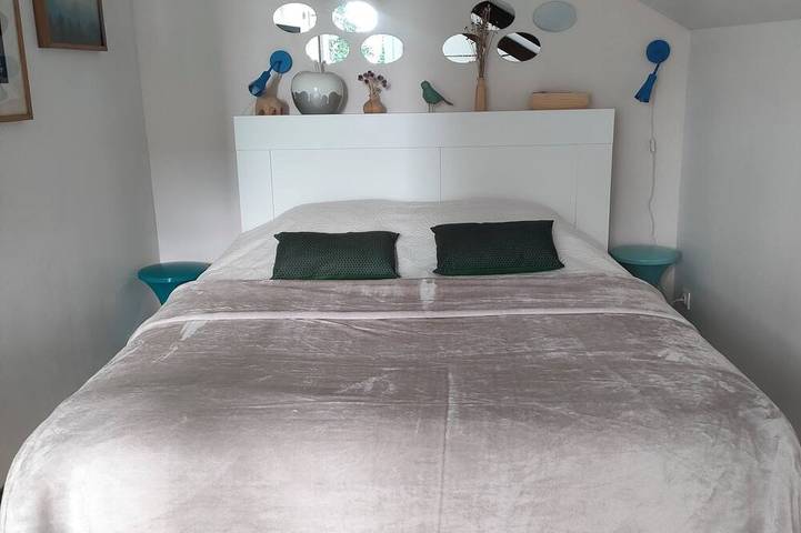 Location de vacances pour 2 personnes, avec Jacuzzi ainsi que Terrasse et Jardin à Guingamp - 2