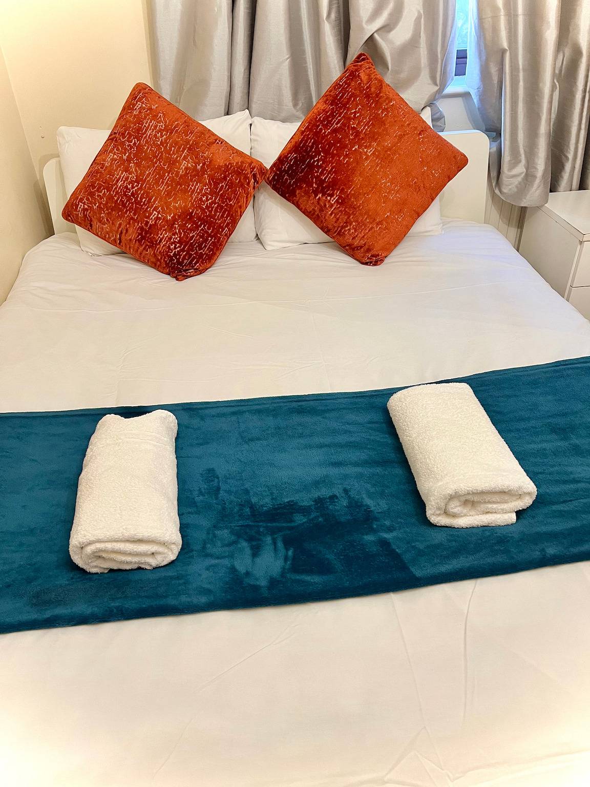 Cosy London Retreat near Tower Bridge in Tower Hamlets, London