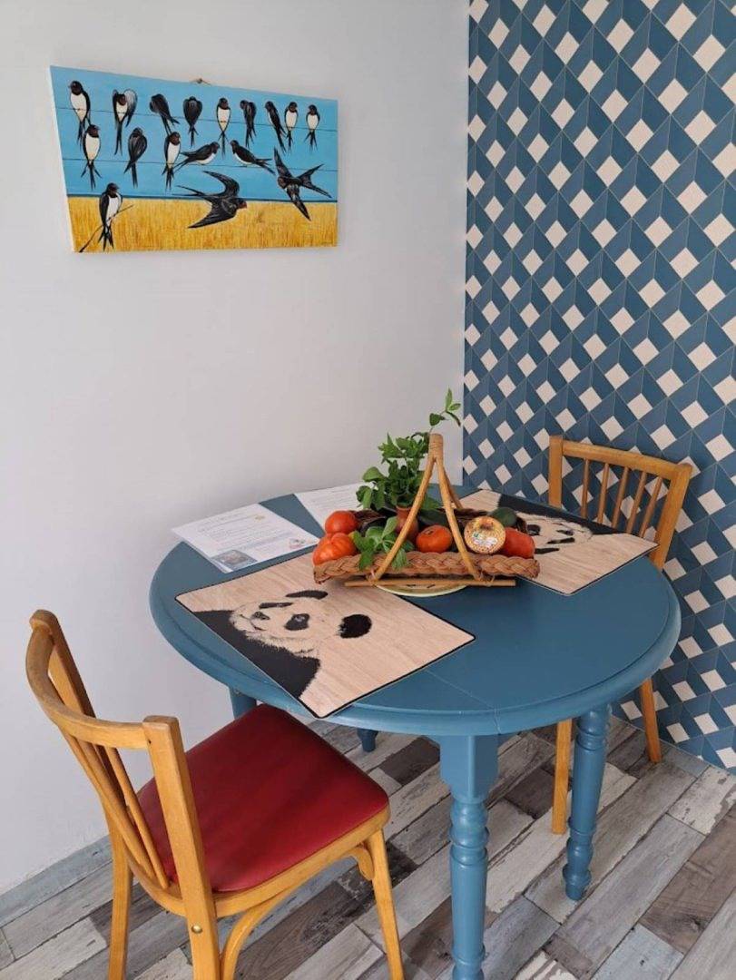 Studio entier, Gîte Les Hirondelles avec jacuzzi gratuit in Soings-en-Sologne, Sologne