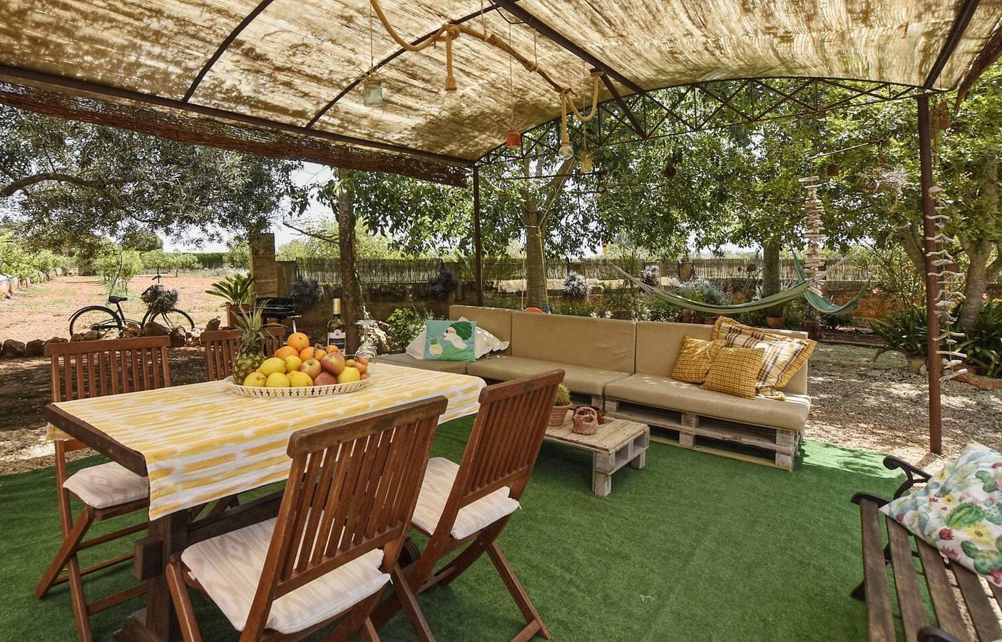 Maison de vacances 'Montserrat' avec vue sur la montagne, piscine privée et Wi-Fi in Manacor, Majorque de l'Est