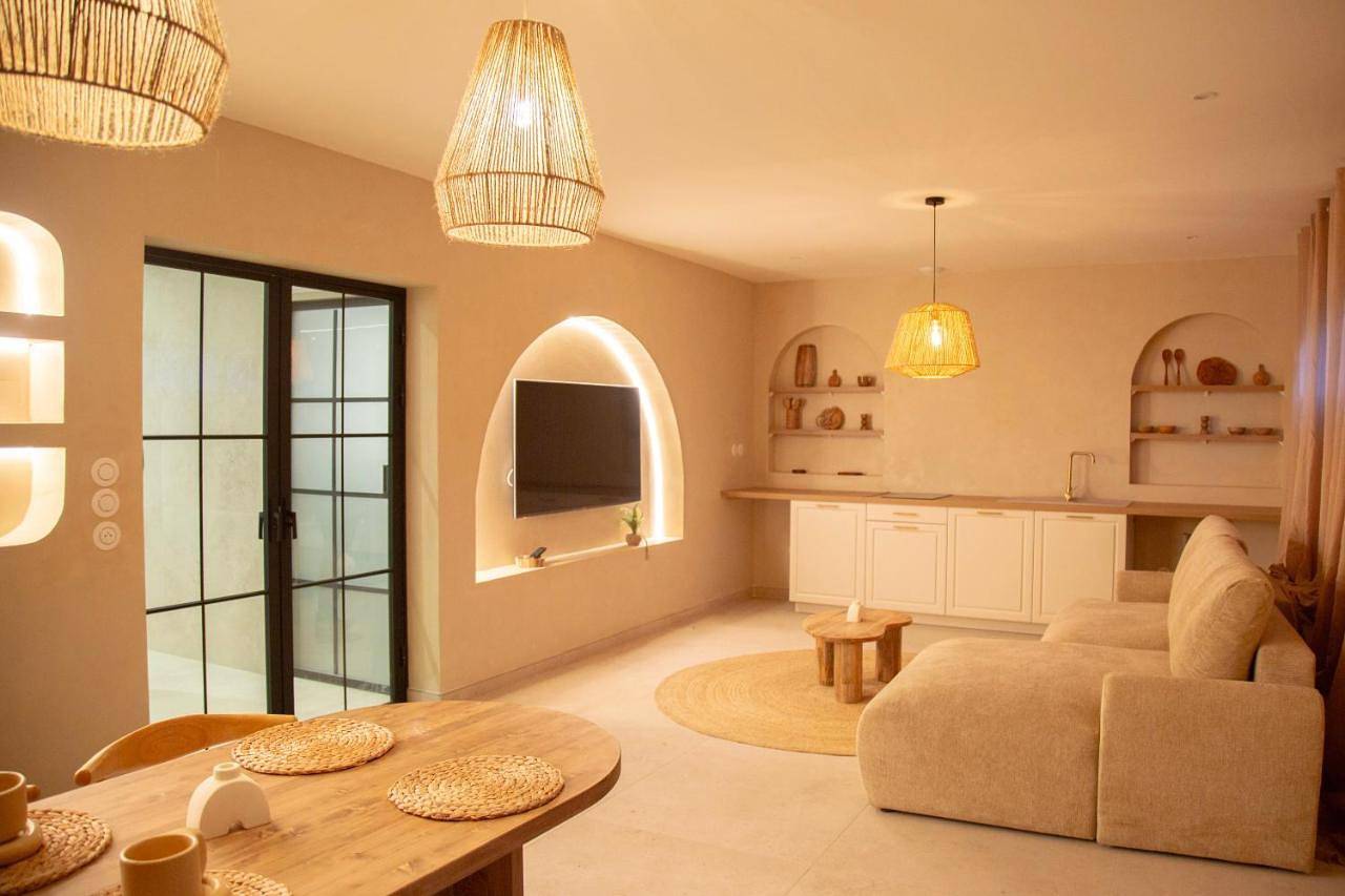 Bonica Spa, Exceptionnel, piscine intérieure, spa, sauna et Parking privé in Sallaumines, Région de Lens