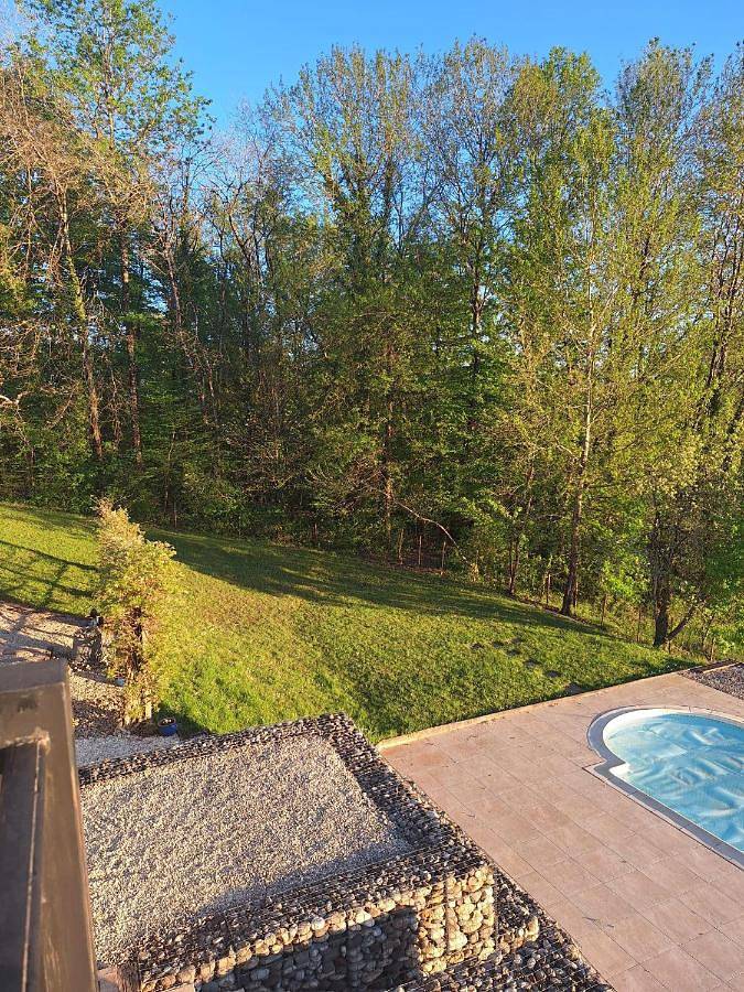Chambre d’hôte pour 2 personnes, avec Terrasse ainsi que Jardin et Piscine en Corrèze - 3